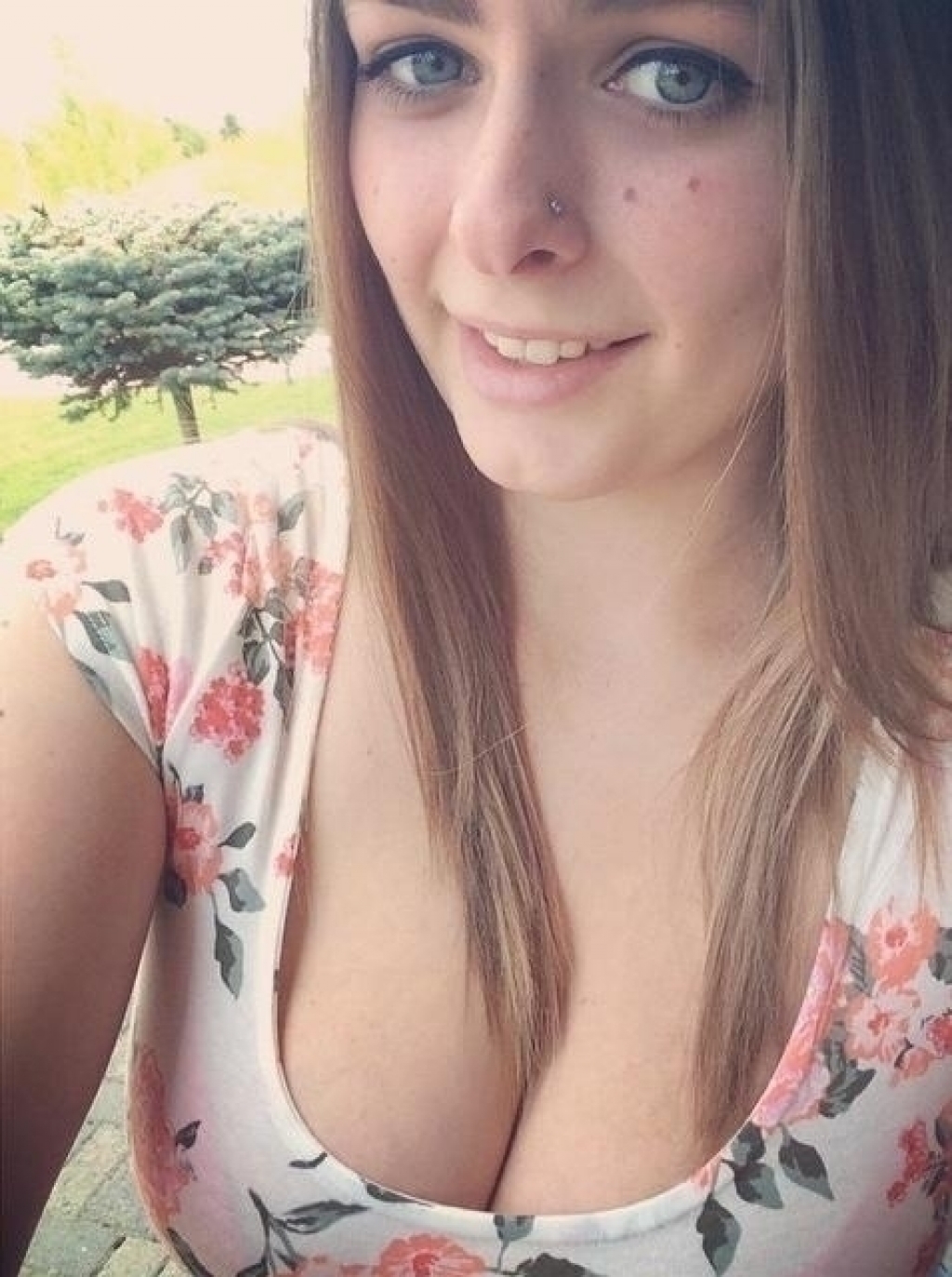 Image Reference: 05374843907368251660 - Love Boobs