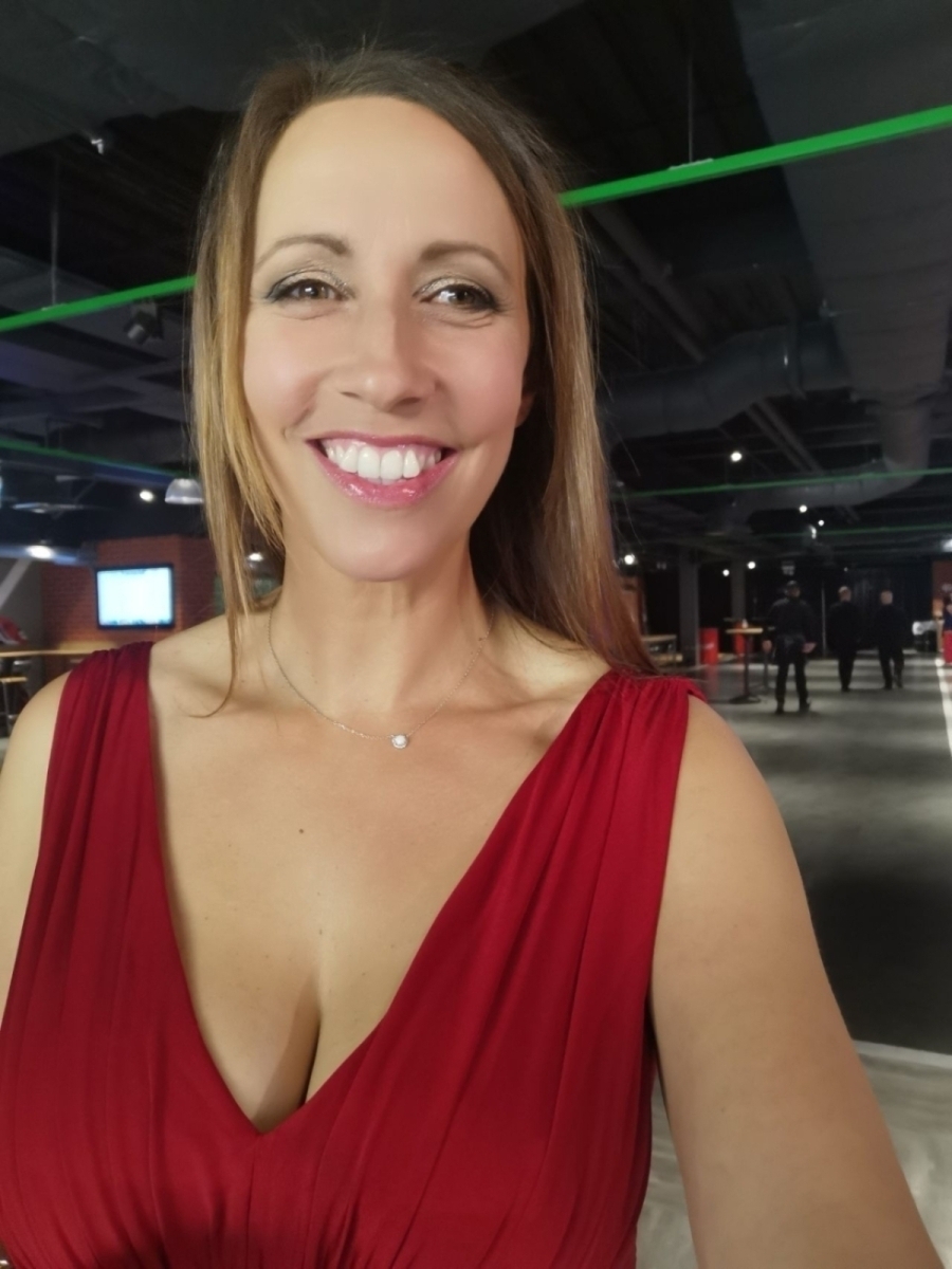 Image Reference: 09356871783539687889 - Love Boobs