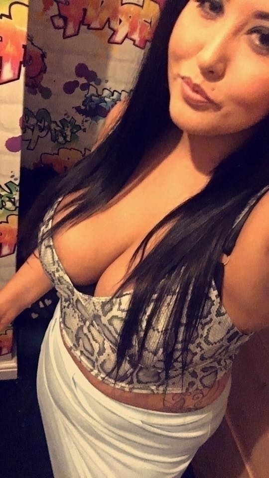 Image Reference: 14690734030040479018 - Love Boobs