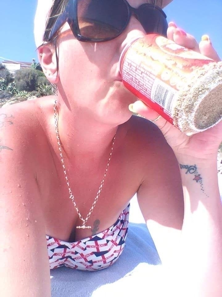 Image Reference: 19232375502317806092 - Love Boobs