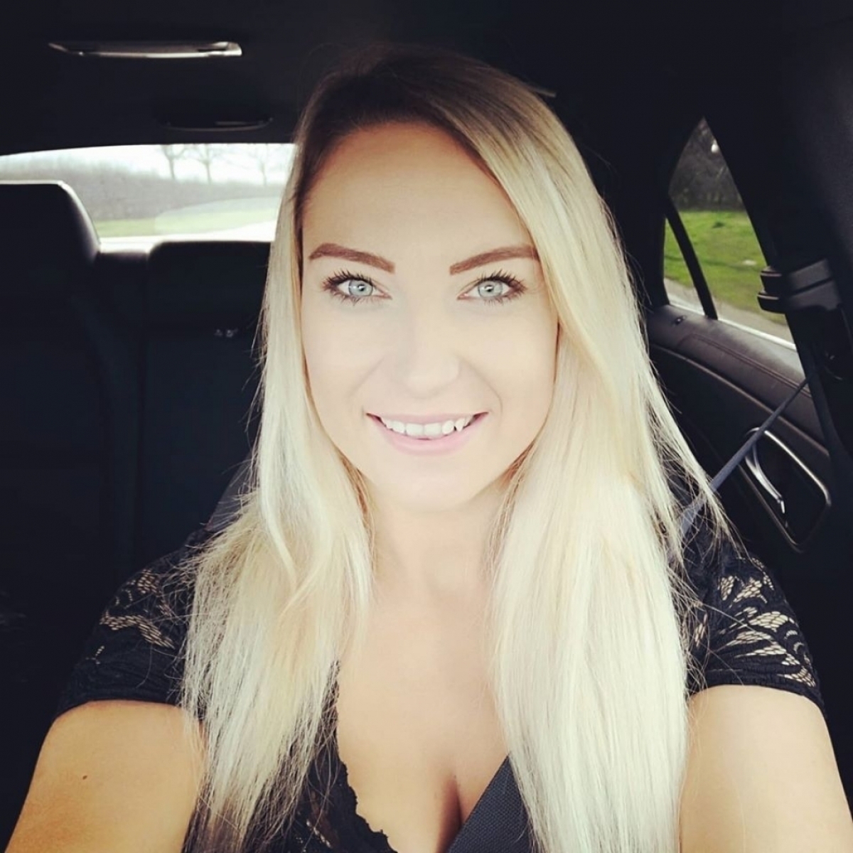 Image Reference: 20800733889326421154 - Love Boobs