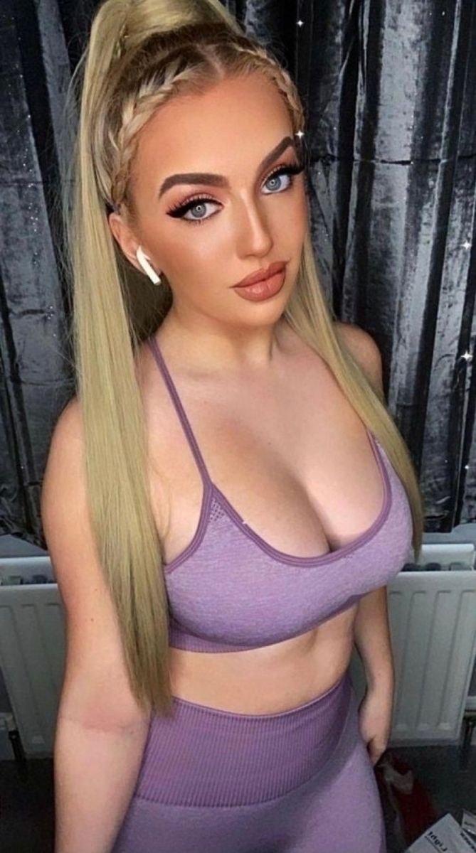 Image Reference: 26810144380798050105 - Love Boobs