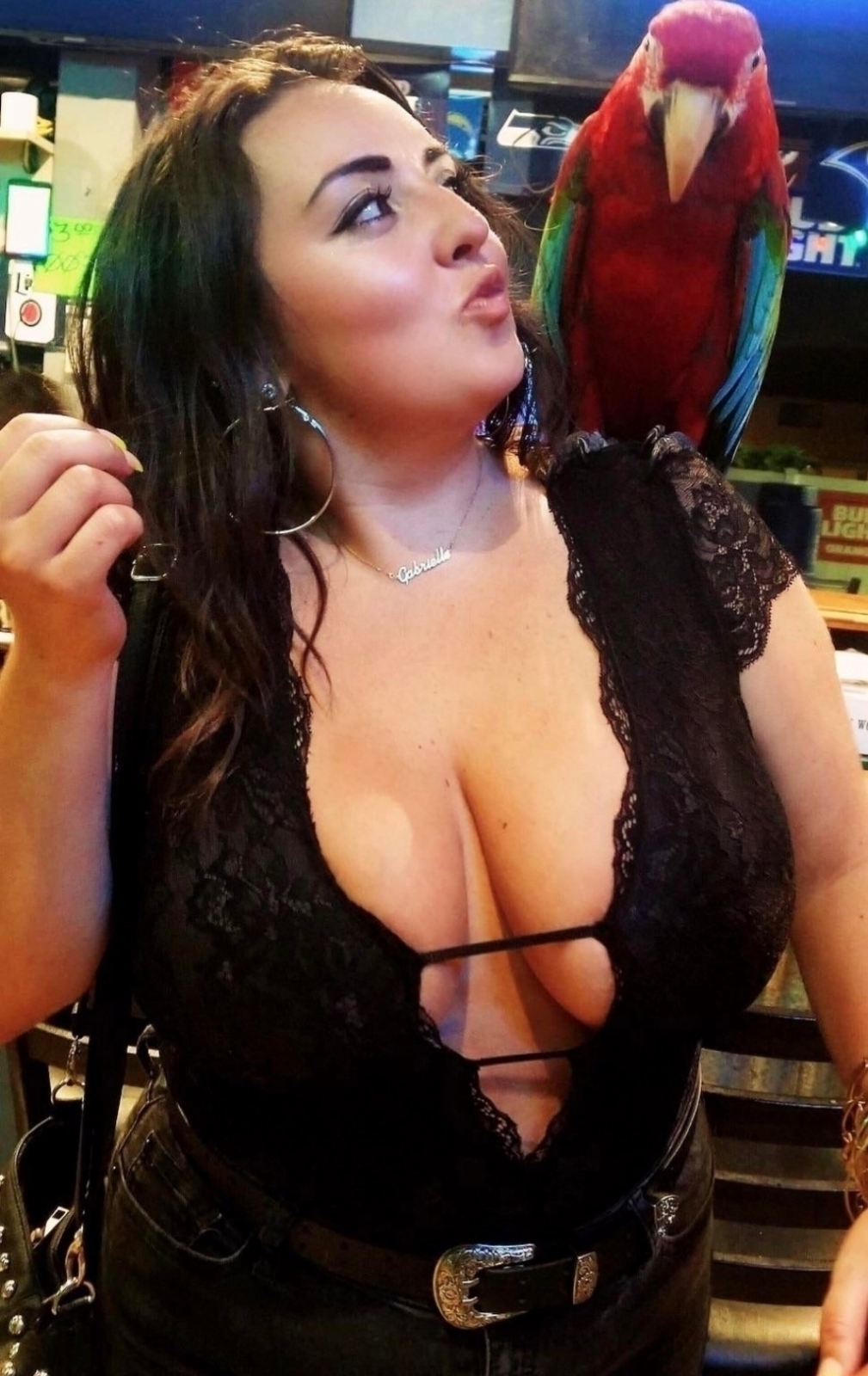 Image Reference: 28071802489307658999 - Love Boobs