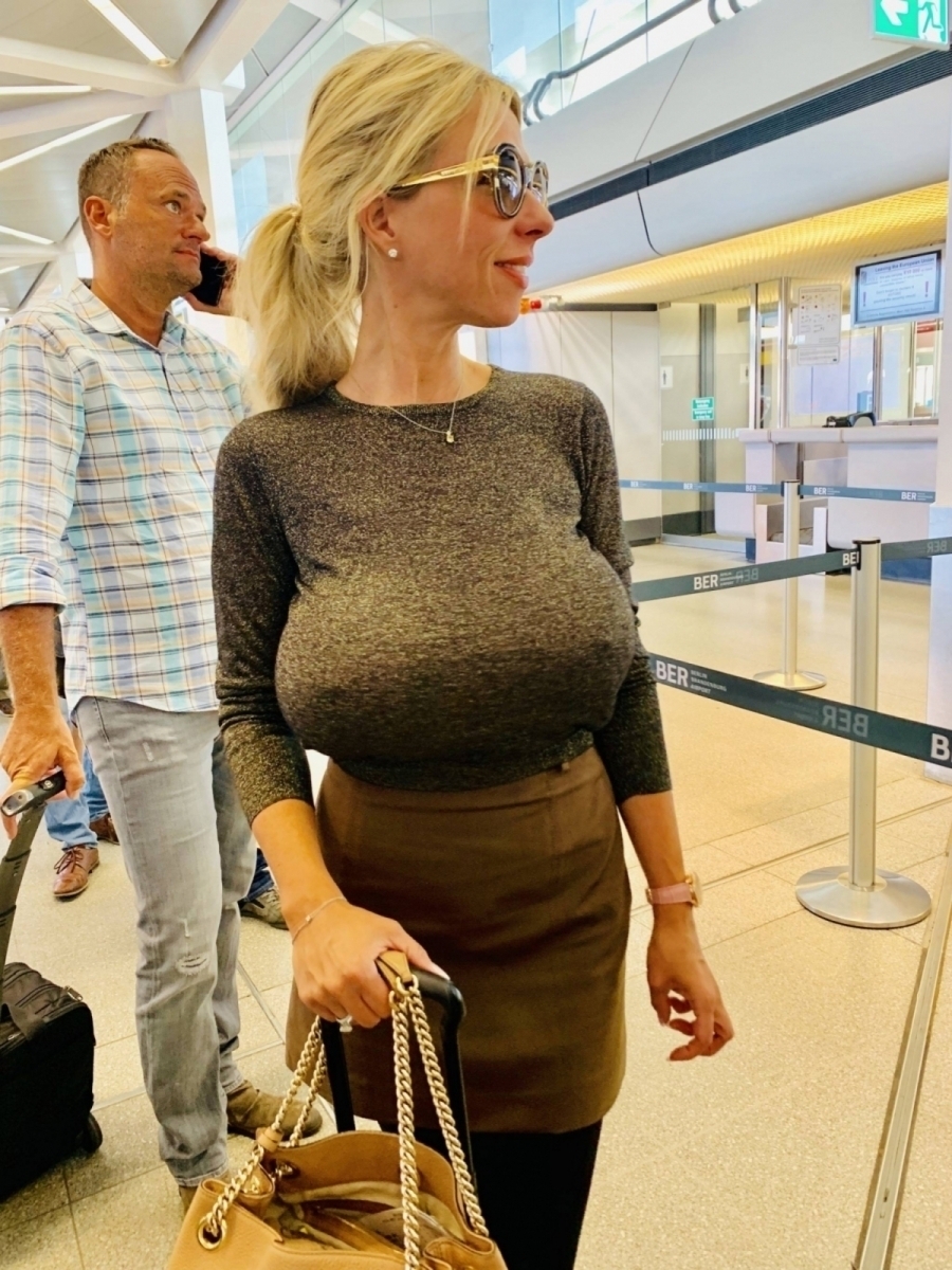 Image Reference: 28527896615168909646 - Love Boobs