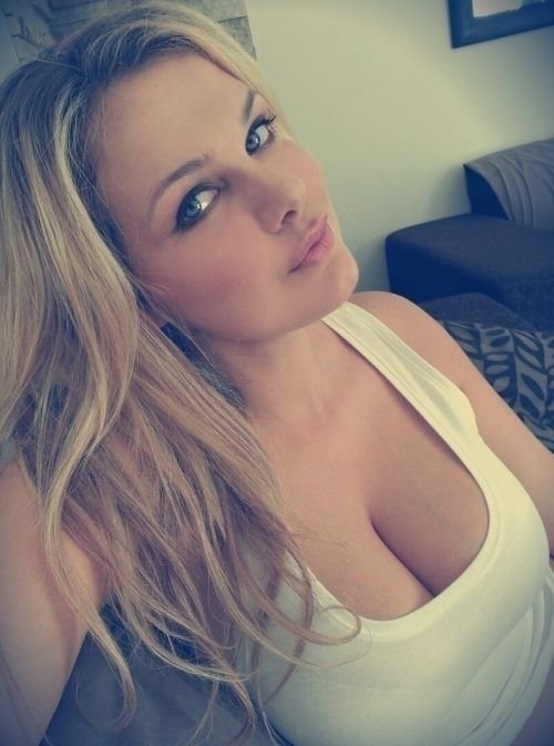 Image Reference: 30988781887972471804 - Love Boobs