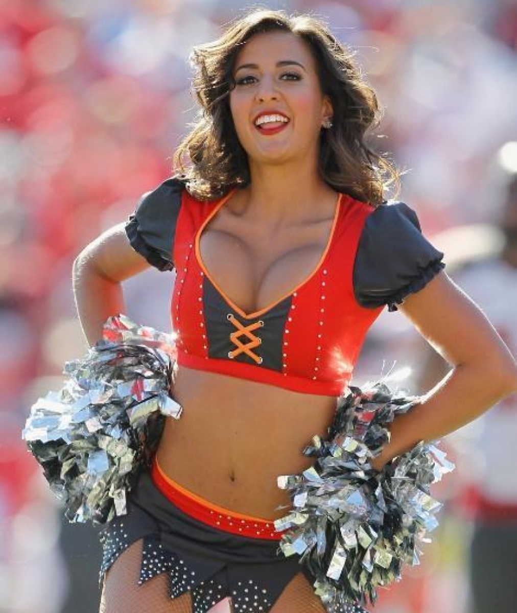 Image Reference: 32766098219195979843 - Love Boobs