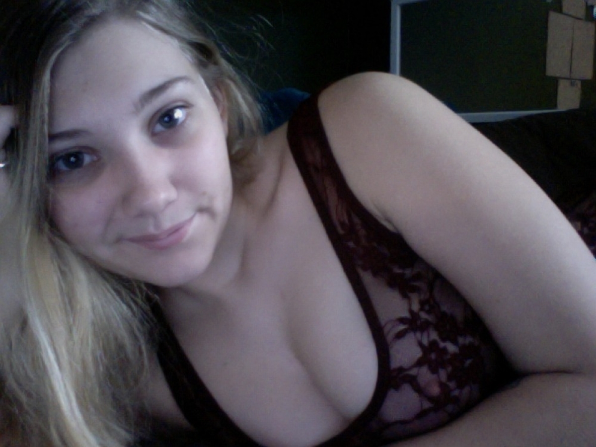 Image Reference: 33242105784491742068 - Love Boobs