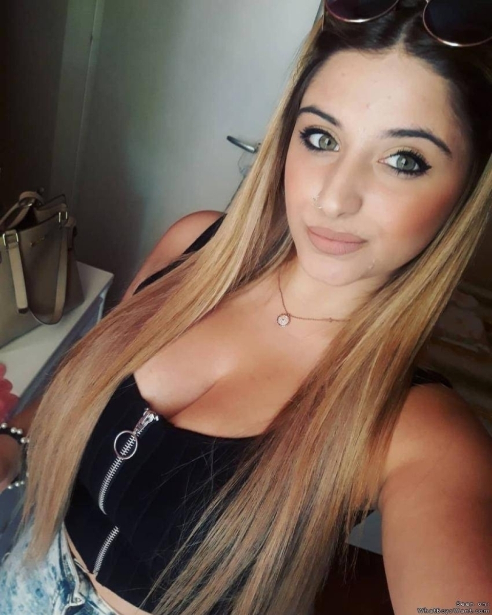 Image Reference: 49139823274623666569 - Love Boobs