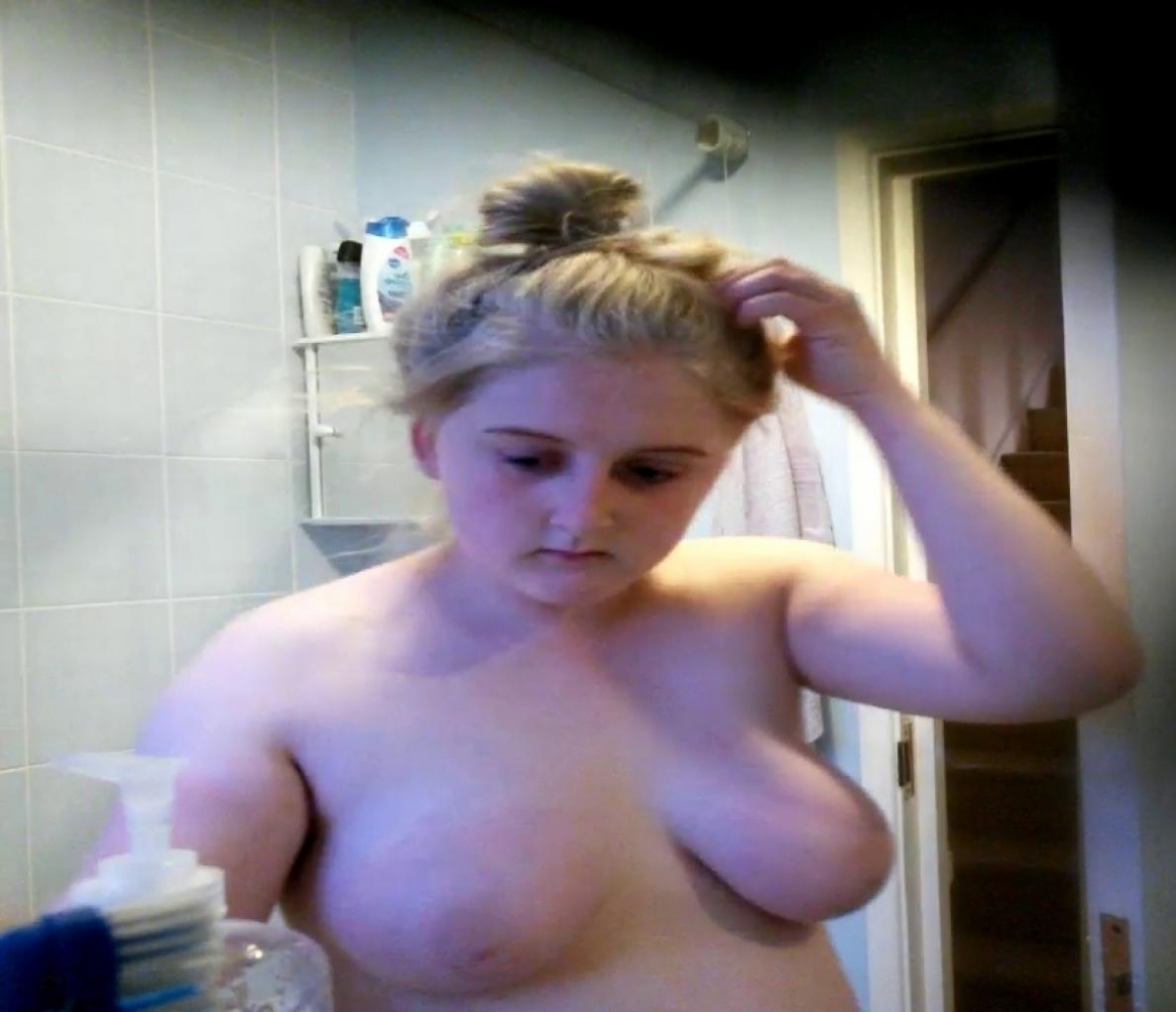 Image Reference: 54589189011149381523 - Love Boobs