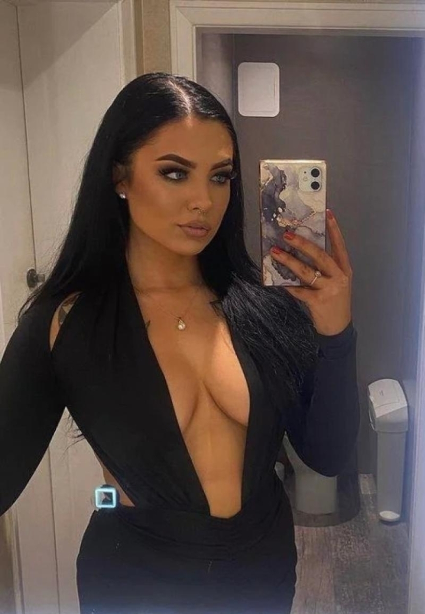 Image Reference: 60531623593241036519 - Love Boobs