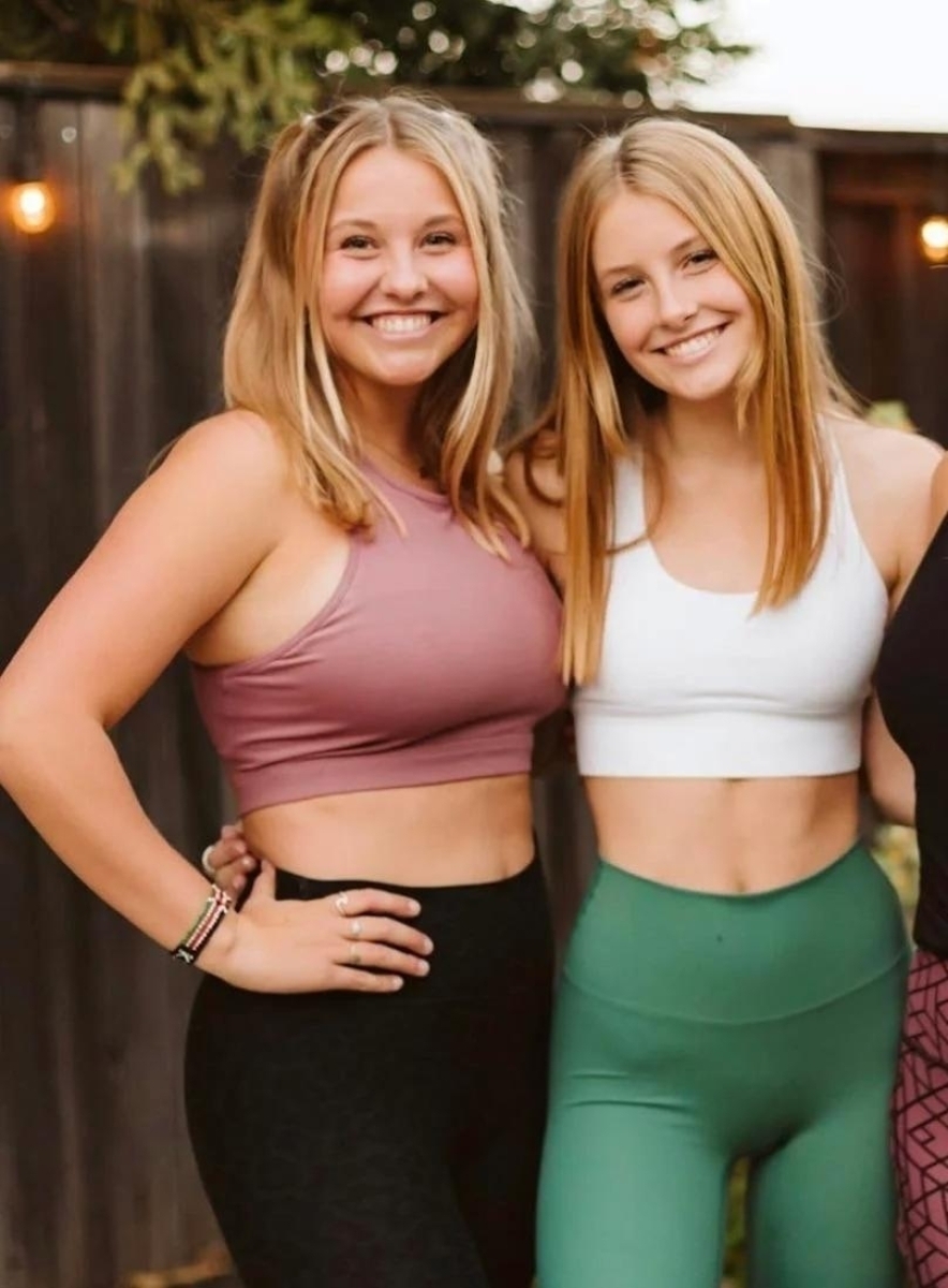 Image Reference: 63063399443174850057 - Love Boobs