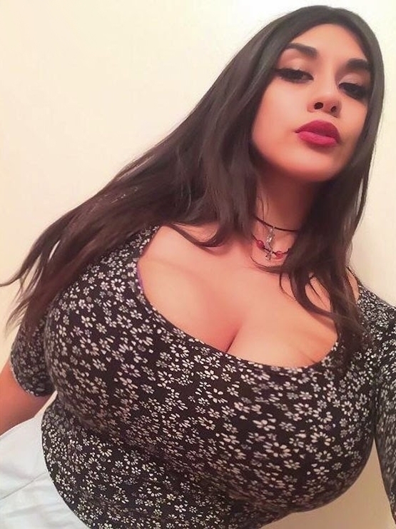 Image Reference: 83975071925015728844 - Love Boobs