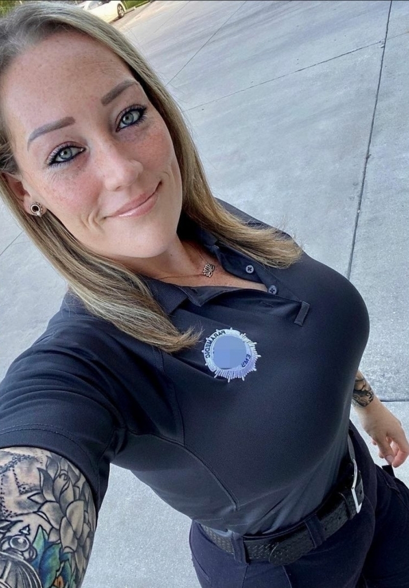 Image Reference: 86694181427010860588 - Love Boobs