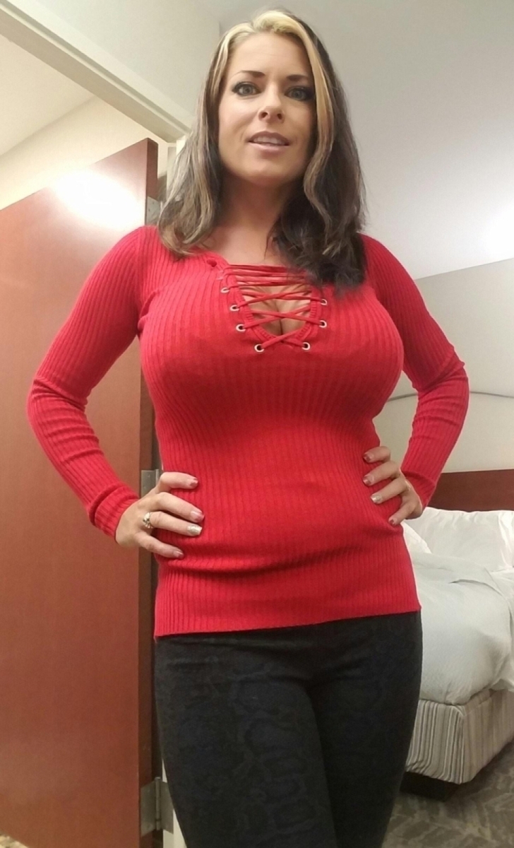 Image Reference: 96470010223286451397 - Love Boobs